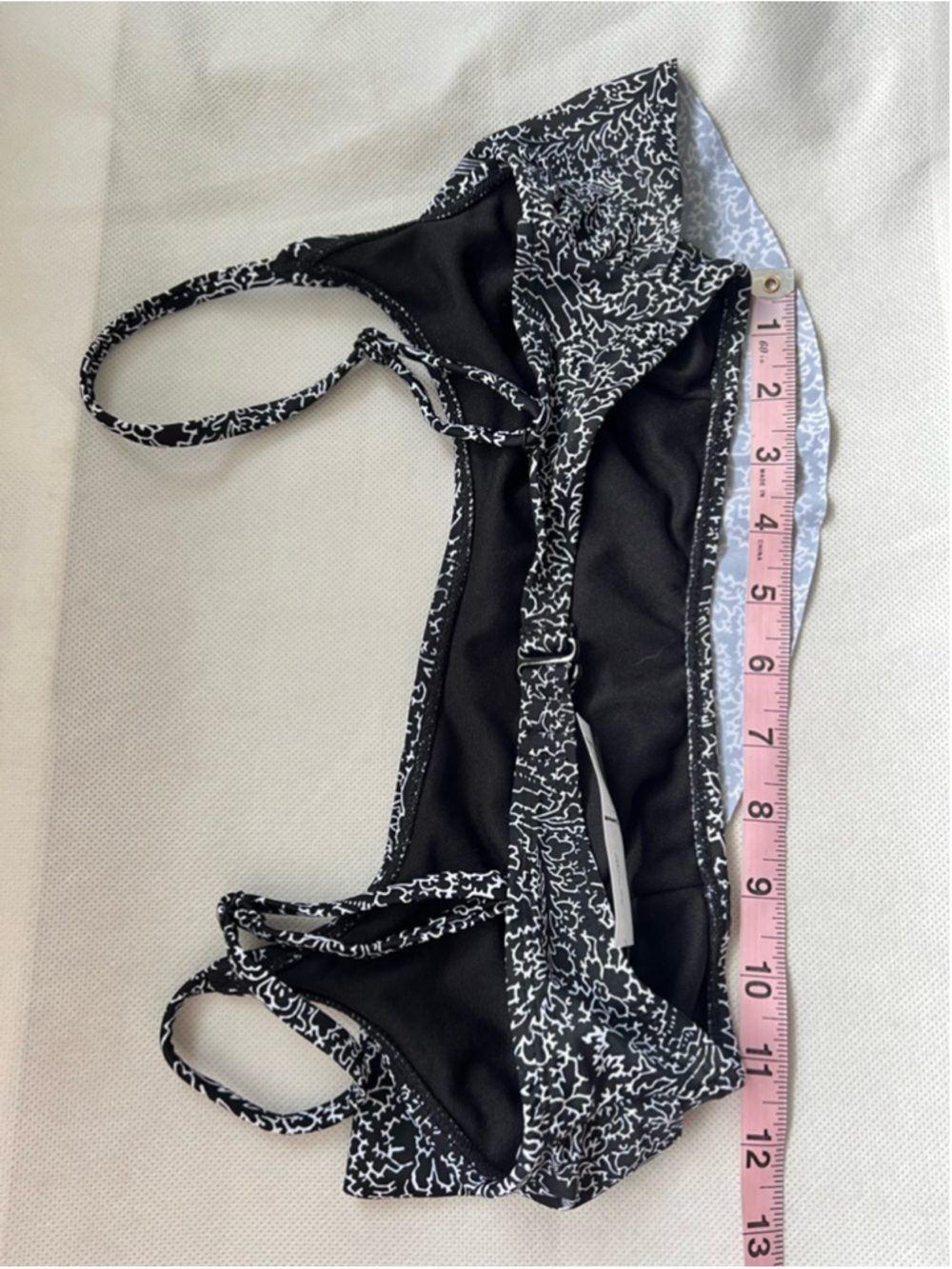 NWT Old Navy Ruffle Adjustable straps Bandeau-style top size Medium Black White - Picture 4 of 7